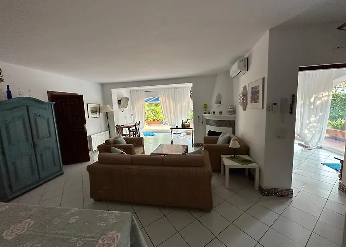 Nyaraló Costabella / A Mar